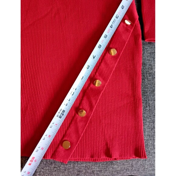 Dress size L New Womans  By And By Long sleeve Red Sweater Above Knee Hem - Picture 8 of 10